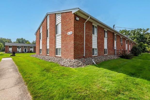 Images Glenbrook Manor Apartment Homes