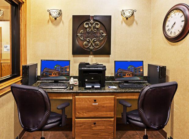 Images Holiday Inn Express & Suites Corpus Christi NW - Calallen by IHG