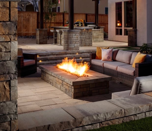 Images Lucent Pools and Patios