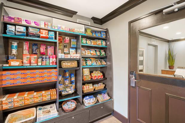 Images Staybridge Suites Wilmington-Newark by IHG