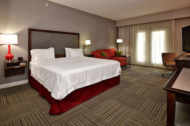 Images Hampton Inn & Suites Fredericksburg