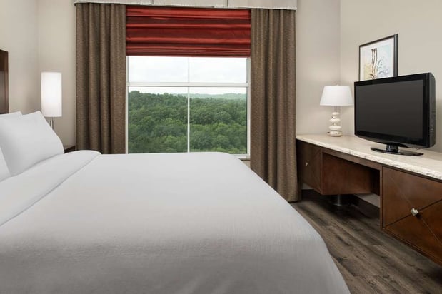 Images Embassy Suites by Hilton Birmingham Hoover