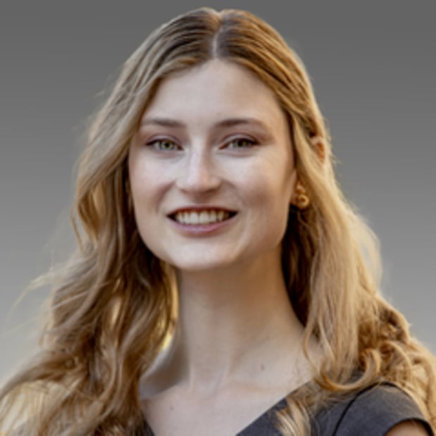 Images Edward Jones - Financial Advisor: Emily L Crum