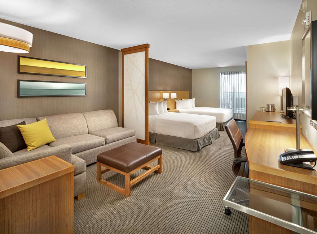 Images DoubleTree by Hilton Edmonton Downtown