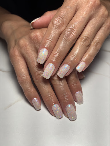 Images StarLuxe Nails & Spa Lounge