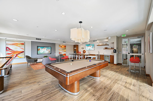 Images Outlook DTC Apartments