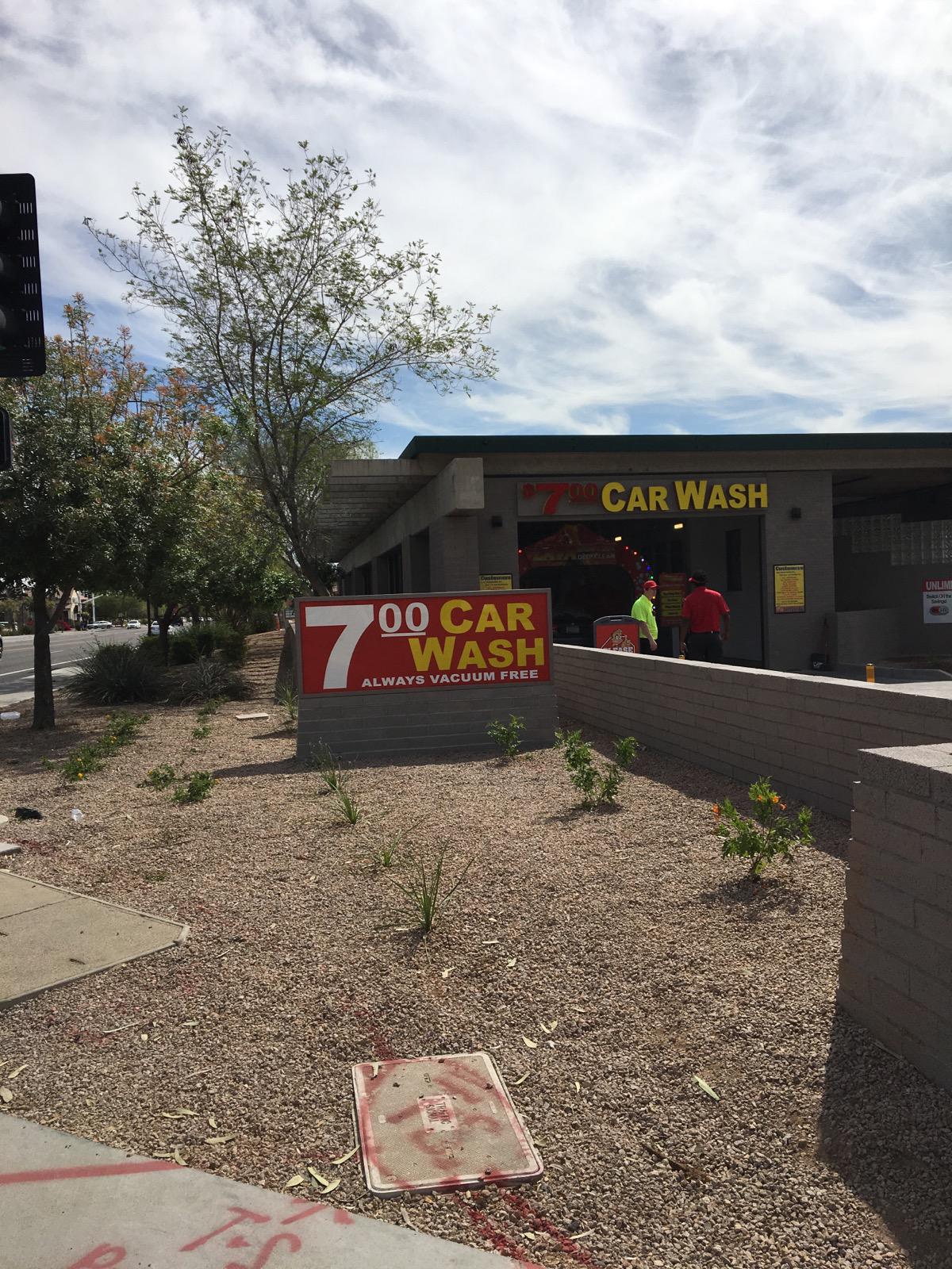 Quick N Clean Car Wash Photo