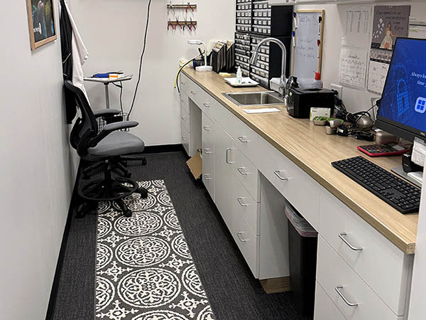 Interior photo of the hearing aids lab in the AudioNova hearing clinic in Batavia, IL