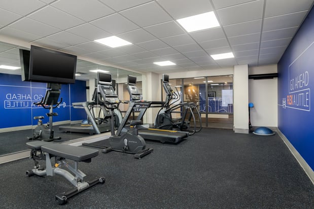 Images Holiday Inn Express & Suites Bentonville by IHG