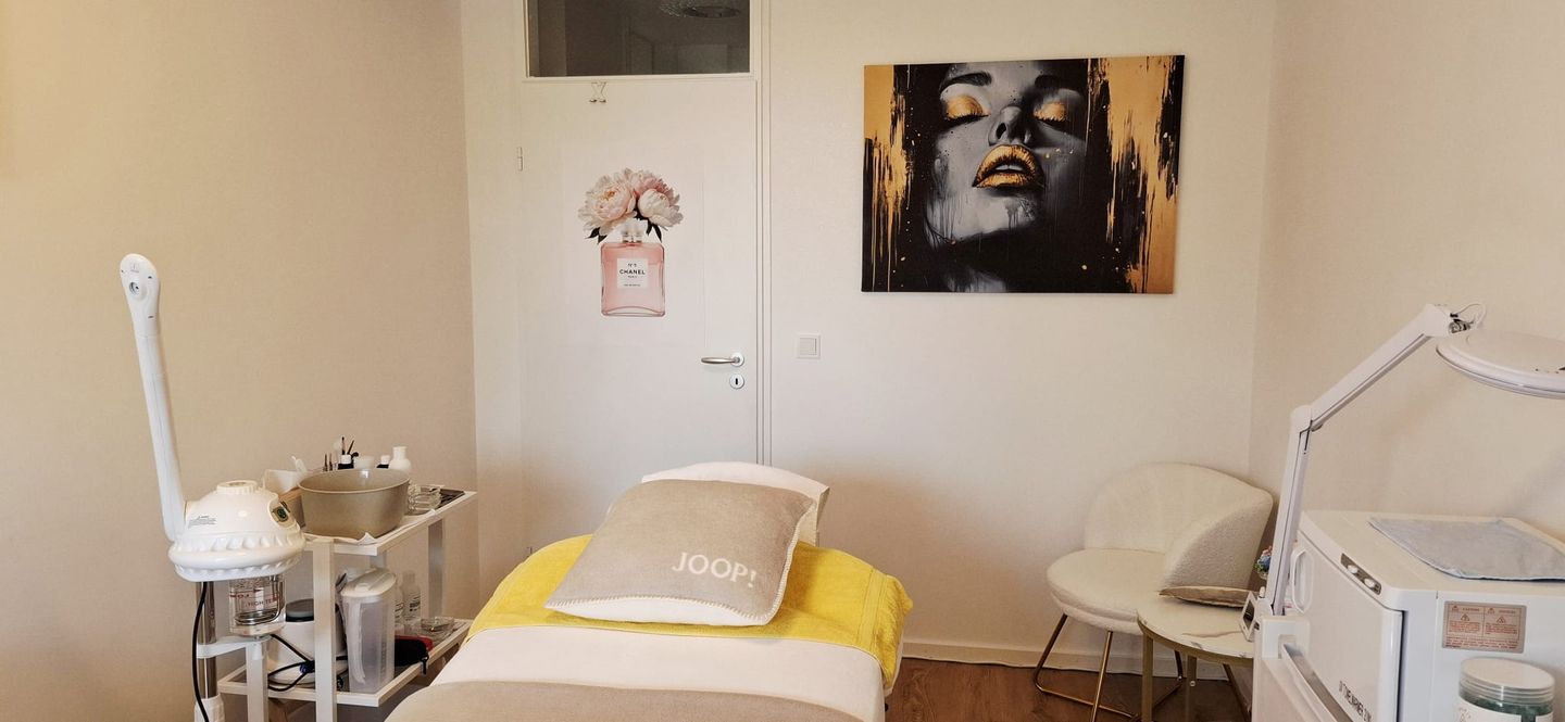 Kosmetikstudio COSMEEA, Plankenhofstr. 4e in München