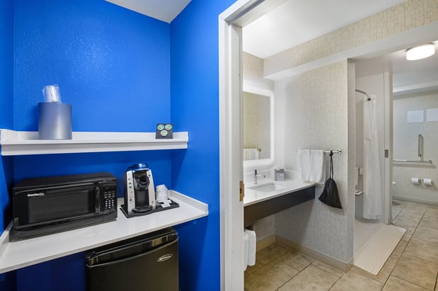 Images Holiday Inn Express & Suites Locust Grove by IHG