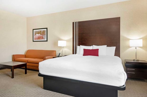 Images Best Western Plus Howe Inn