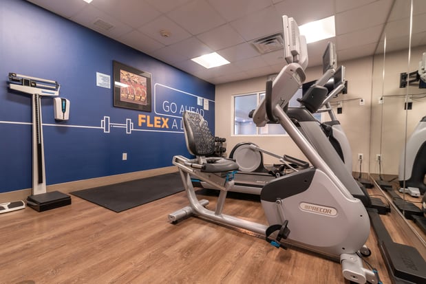 Images Holiday Inn Express & Suites Hampton South-Seabrook by IHG