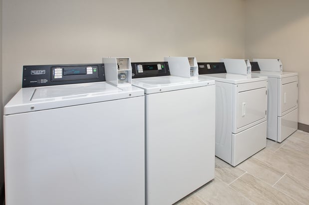 Images Holiday Inn Express & Suites Milwaukee NW – Park Place by IHG