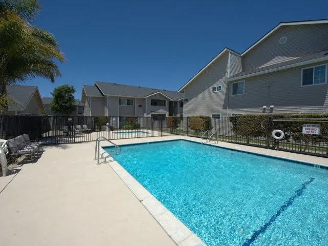 VIZCAYA APARTMENTS