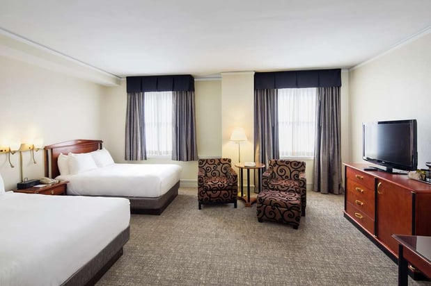 Images Hilton Cincinnati Netherland Plaza