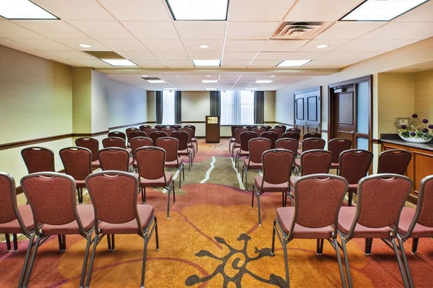 Images Hilton Garden Inn Cleveland Downtown