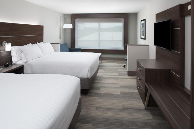 Images Holiday Inn Express & Suites Kingdom City, an IHG Hotel