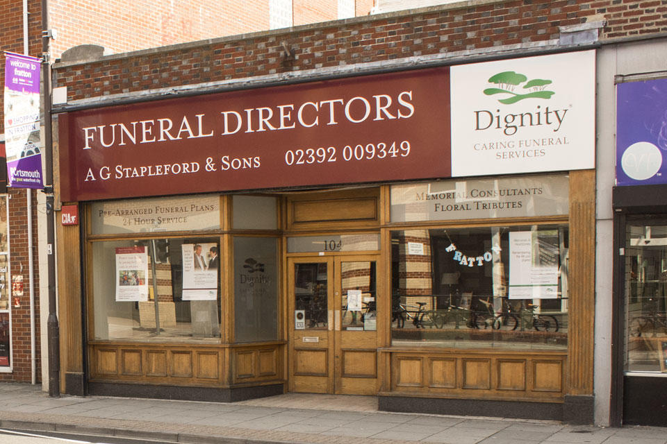 Images Closed - A G Stapleford & Sons Funeral Directors