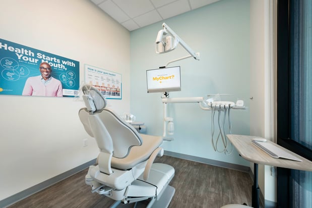 Images Dentists at Buckeye Commons