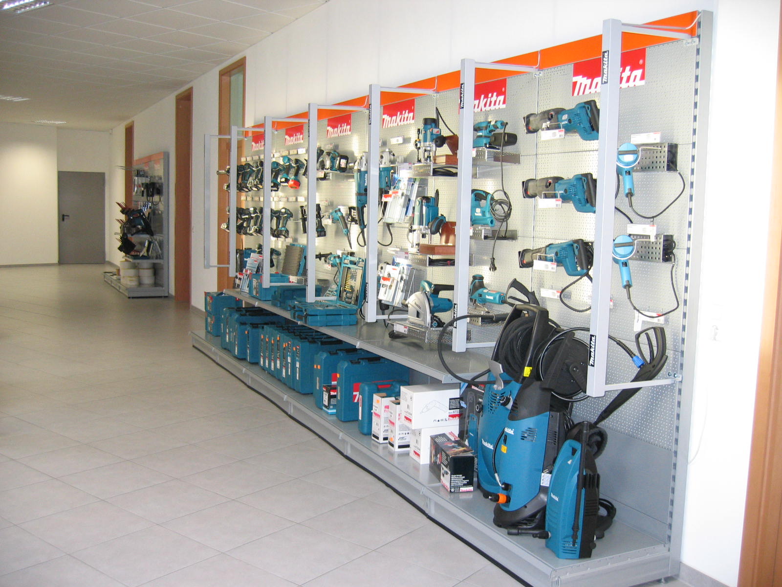 Manfred Häussler GmbH, Linsenhalde 19 in Winnenden