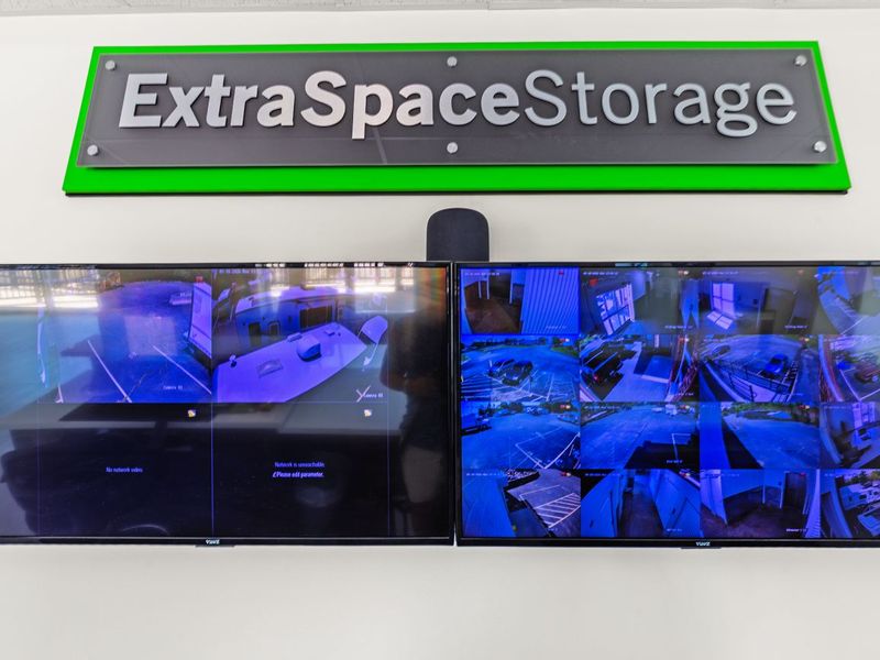 3835_Merchandise Wall 