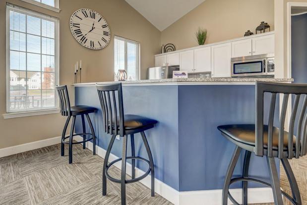 Images Webster Green Apartment Homes