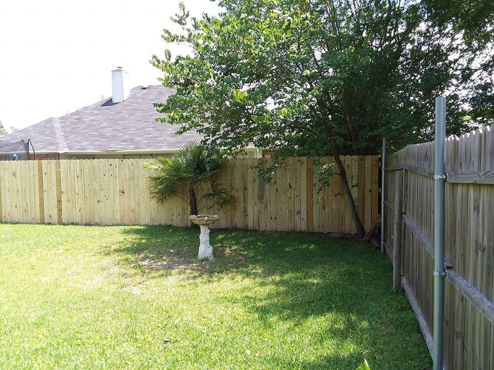 Trouper's Lawn &amp; Landscape Service Logo