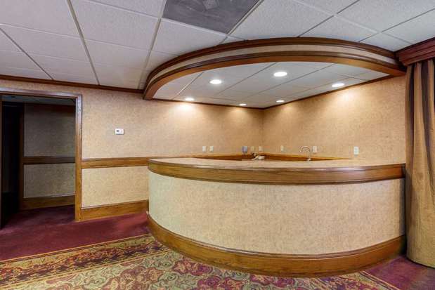 Images Best Western Plus Dubuque Hotel & Conference Center