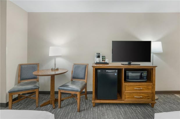 Images SureStay Plus by Best Western Elizabethtown Hershey