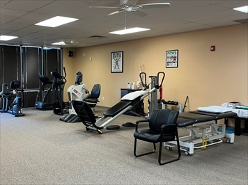 Images KORT Physical Therapy - Lawrenceburg