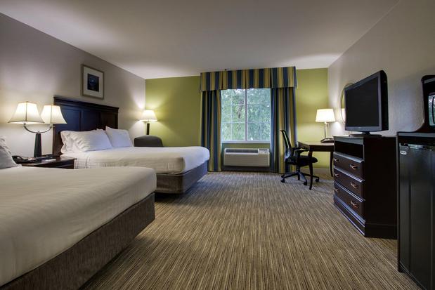 Images Holiday Inn Express & Suites Middleboro Raynham, an IHG Hotel