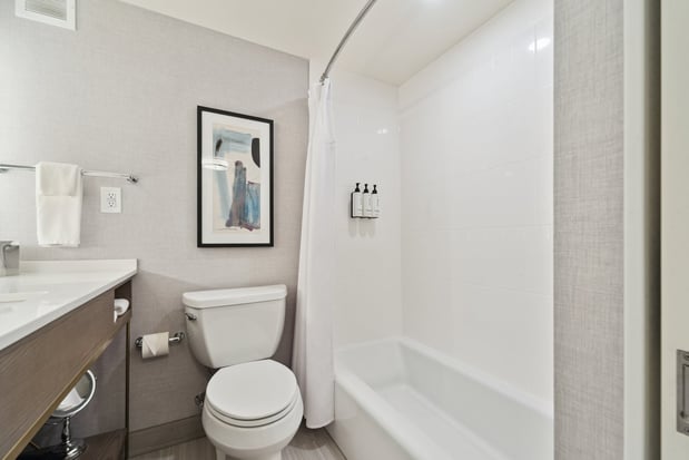 Images Crowne Plaza Lansing by IHG
