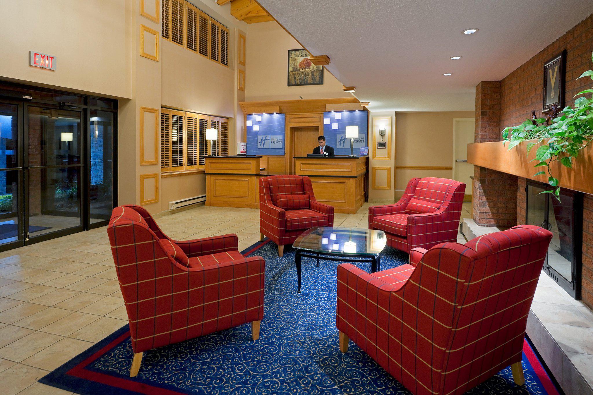 Holiday Inn Express Toronto East - Scarborough, an IHG Hotel Scarborough (416)439-9666