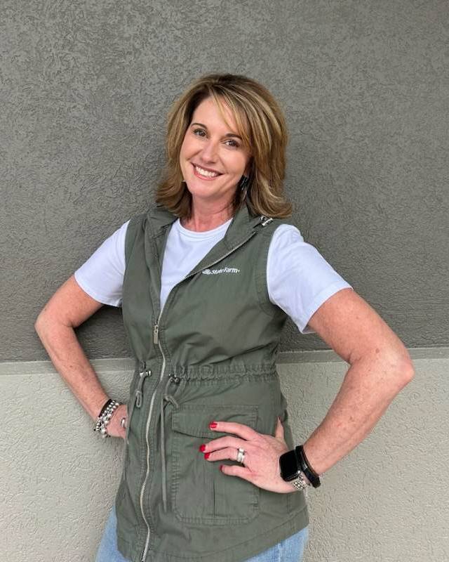 Meet the team! We are here and ready to serve you. Stop by the office to discuss auto, home, or life coverage options. We are proud to be your local resource!