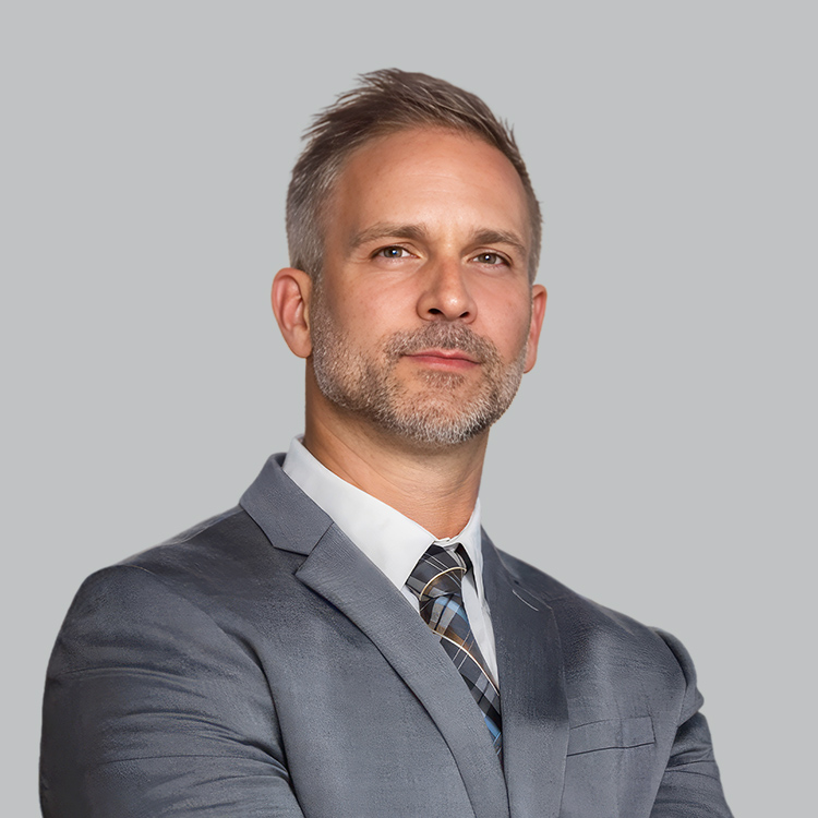 Headshot of Kevin G. Rieger, a wealth advisor at Chase