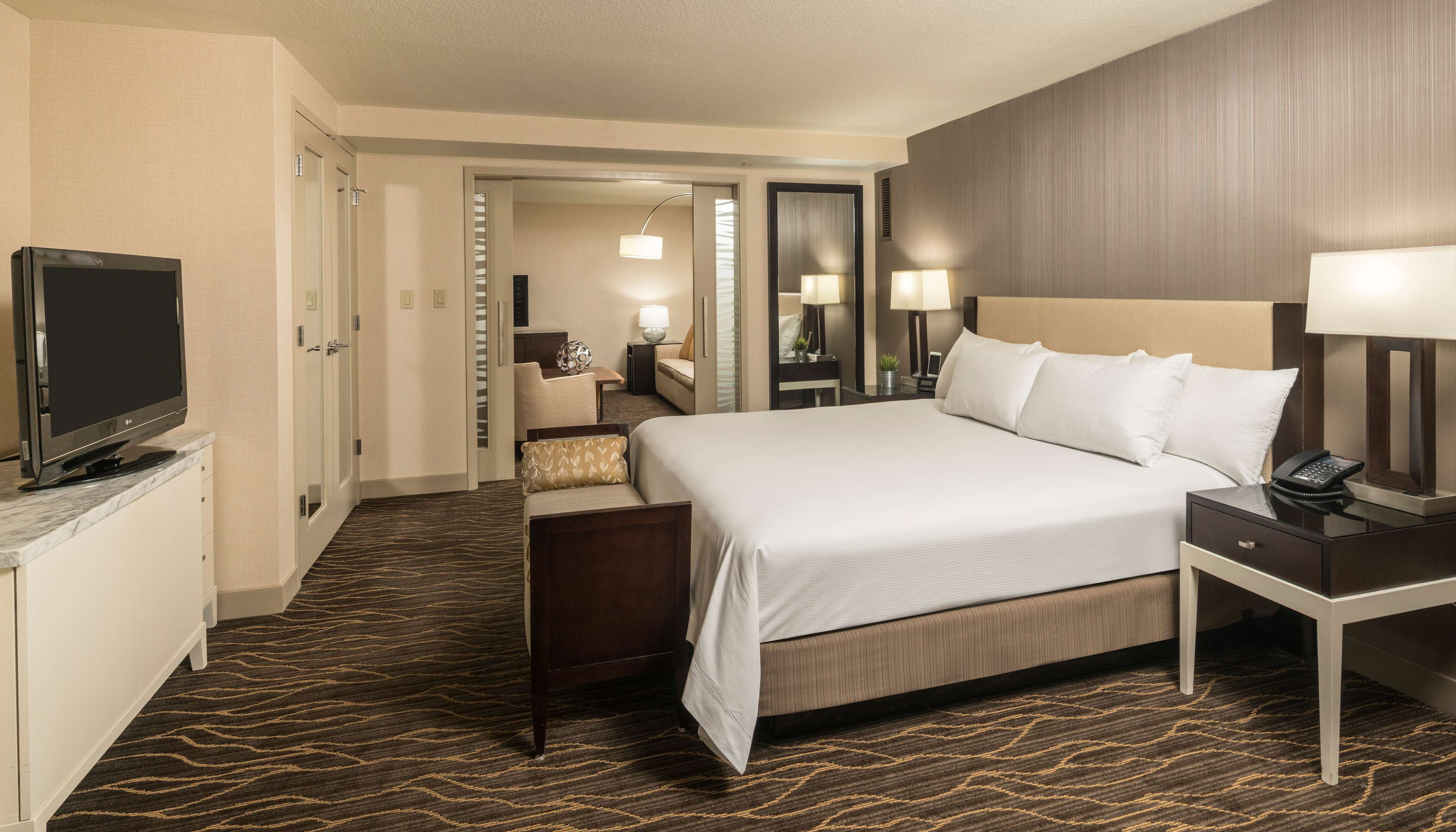 Guest room