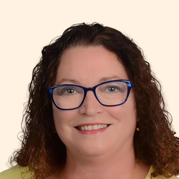 Images Adrienne Cenci, Counselor