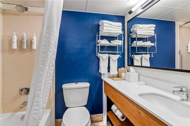 Images Spark by Hilton Wytheville Holston Rd I 81