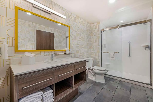 Images Home2 Suites by Hilton Colorado Springs Airport