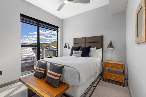 Images Hotel Indigo Silverthorne by IHG
