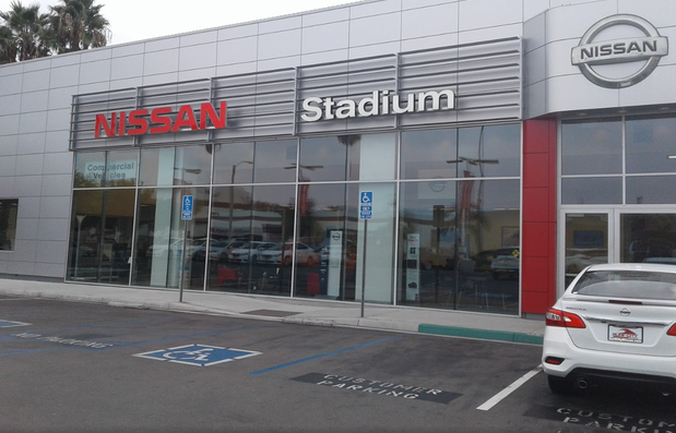 Images Stadium Nissan