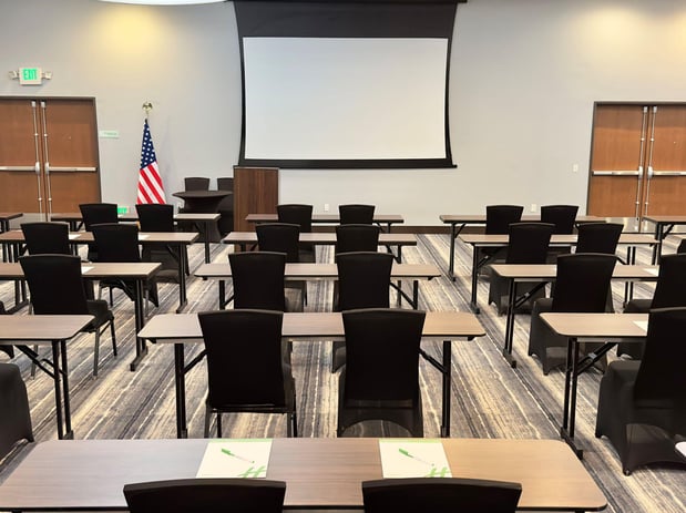 Images Holiday Inn Carlsbad - San Diego by IHG