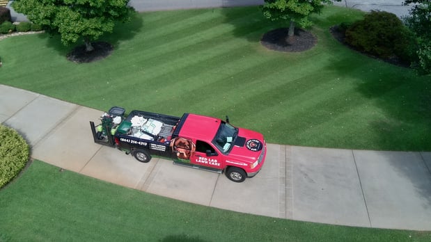 Images Red Lab Lawn Care, LLC.