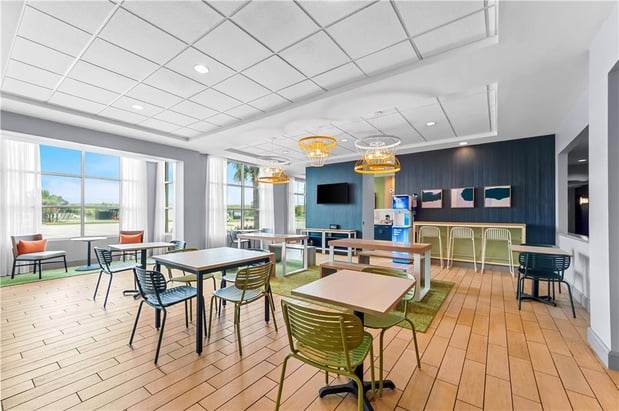 Images Spark by Hilton Victoria