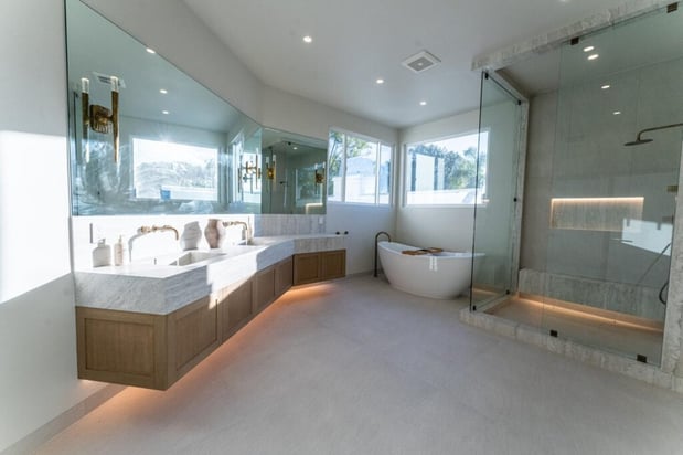 Images M.I.R Builders Inc.