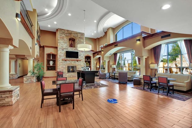 Images Hampton Inn & Suites Hemet