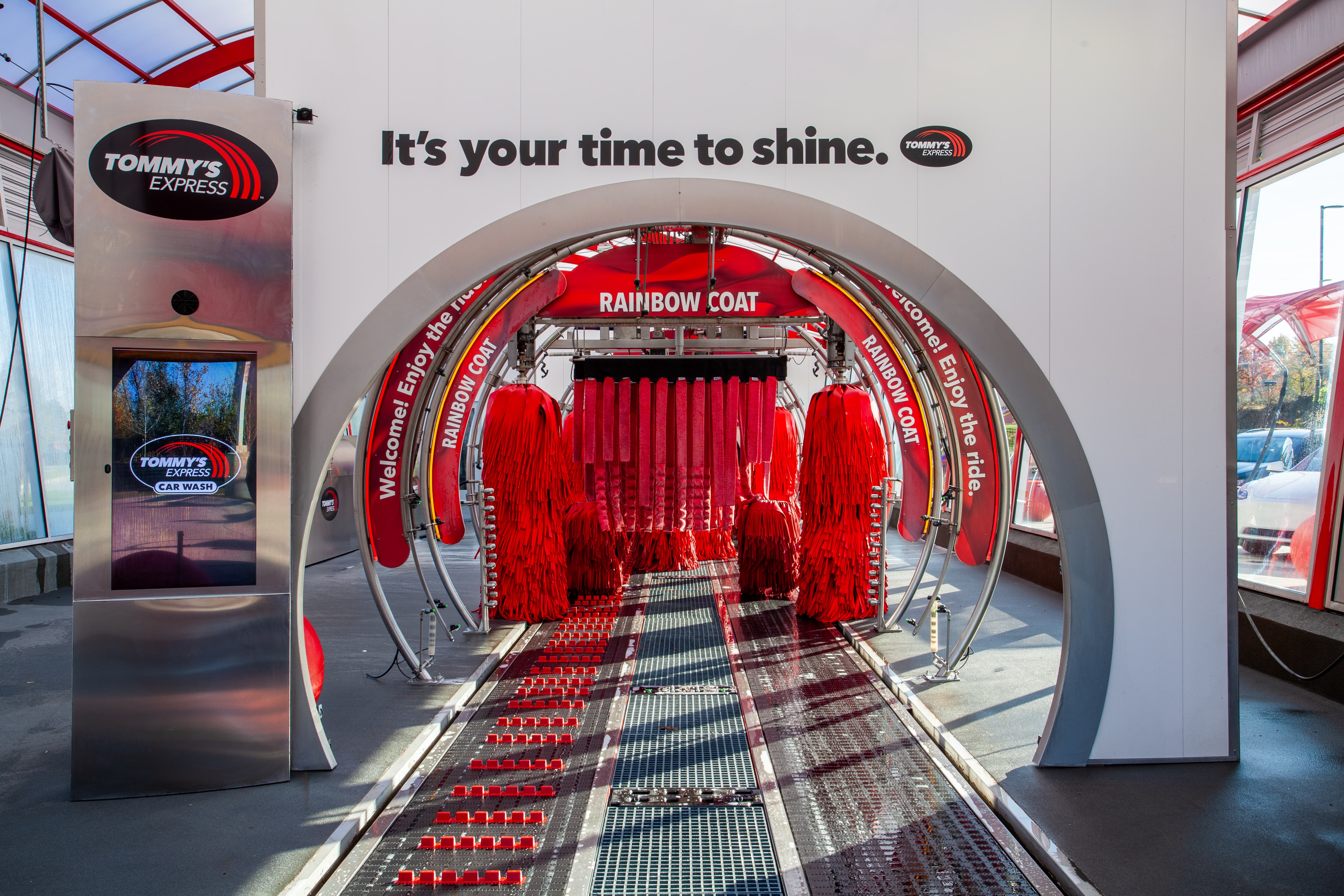 Tommy's Express Car Wash Image