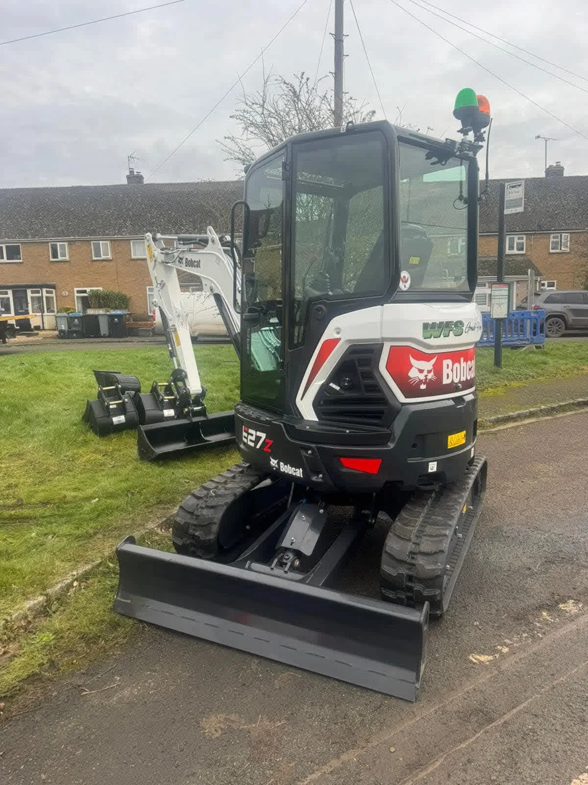 Images WFS Grab Hire