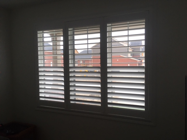California Shutters Budget Blinds of Port Perry Blackstock (905)213-2583